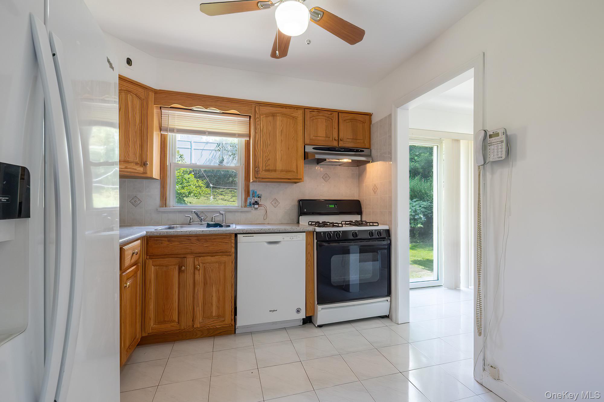 18 Gainsborg Avenue E, West Harrison, NY 10604