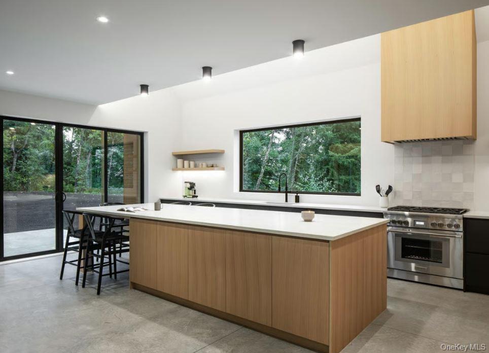 1 Chelsea Road, Hughsonville, NY 12590