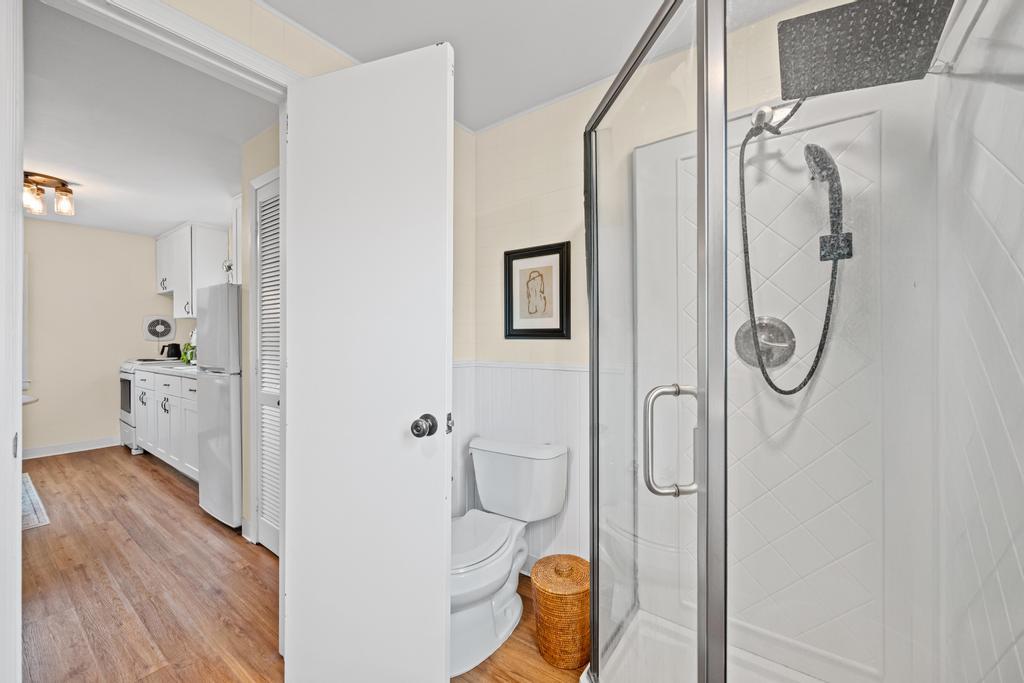 425 Lake Avenue, Saint James, NY 11780