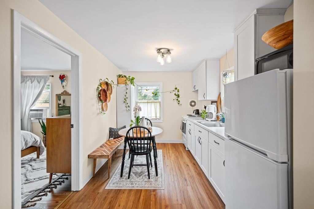 425 Lake Avenue, Saint James, NY 11780