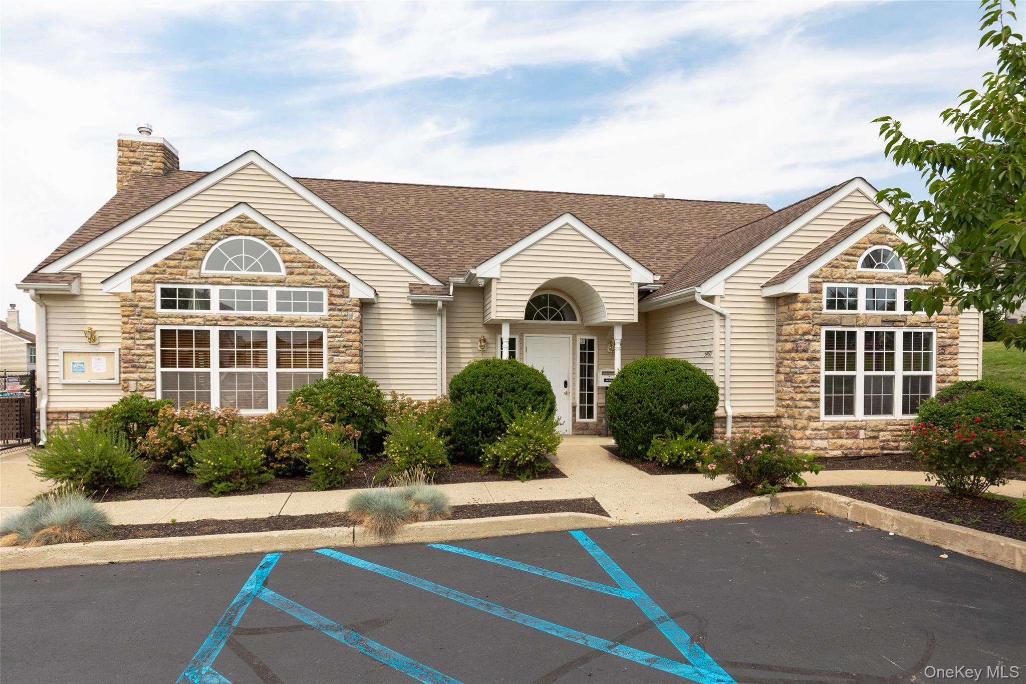 6204 High Ridge Court, Wappingers Falls, NY 12590