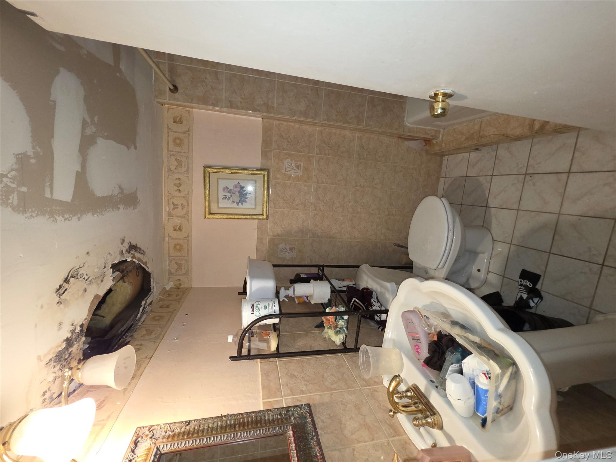 153 Cocoanut Street, Brentwood, NY 11717