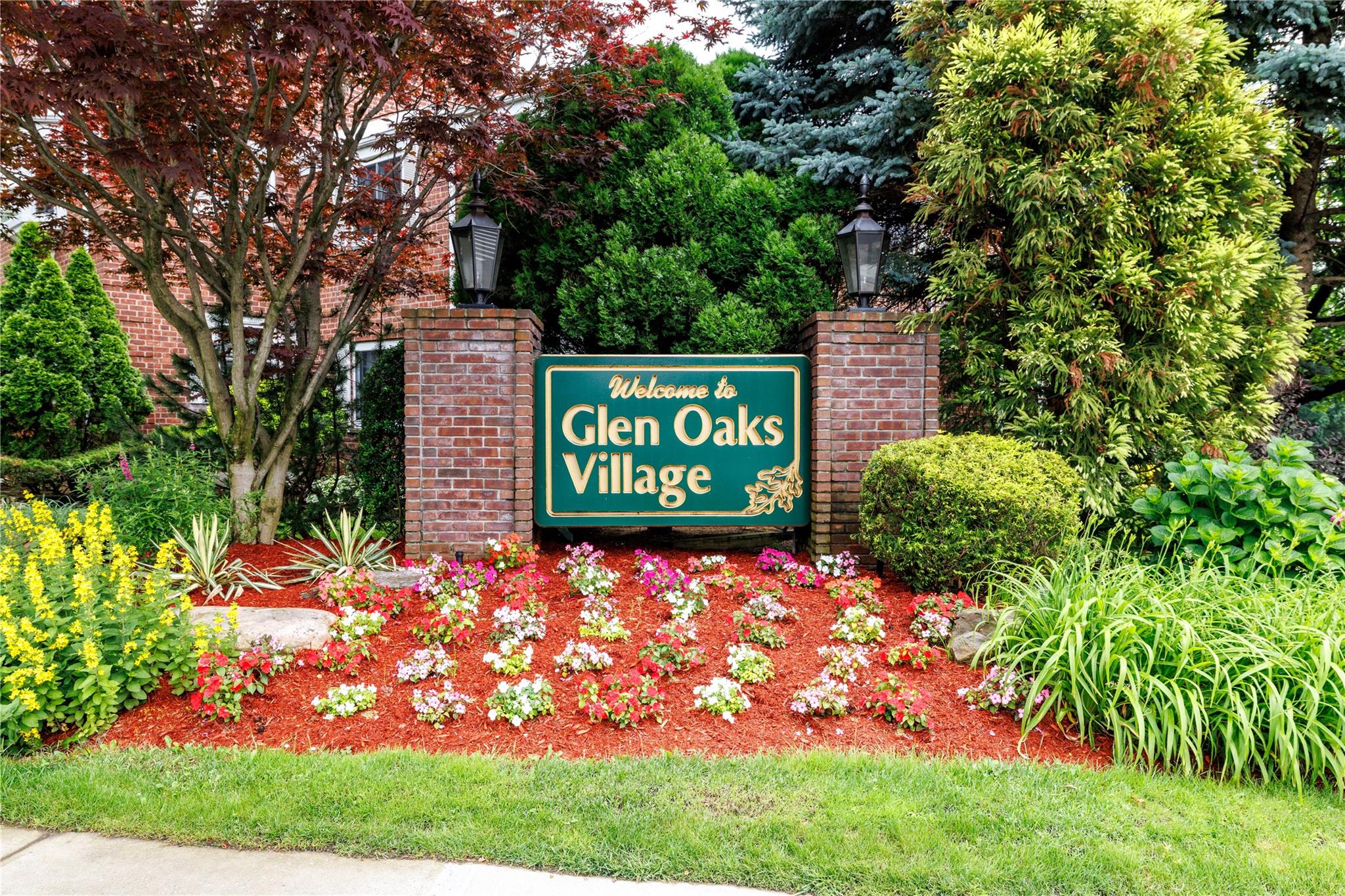 71-12 260 Street # H  1st Floor, Glen Oaks, NY 11004