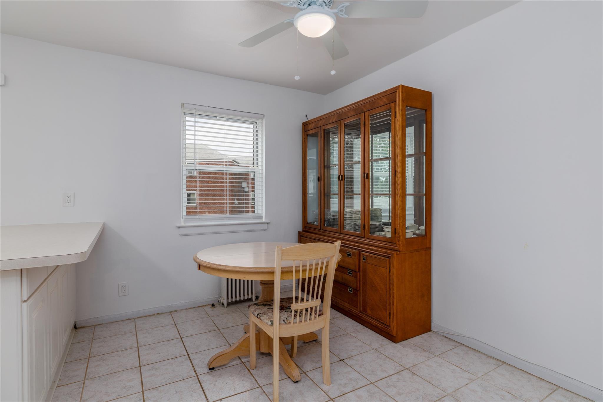 71-12 260 Street # H  1st Floor, Glen Oaks, NY 11004