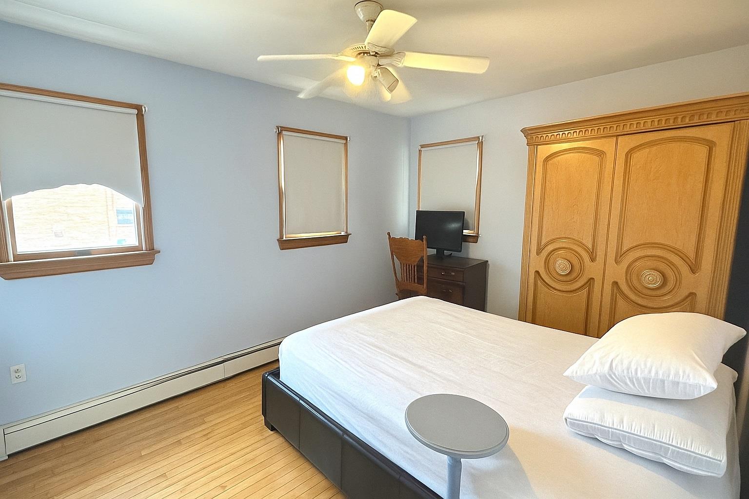 77 Hampton Place, Freeport, NY 11520