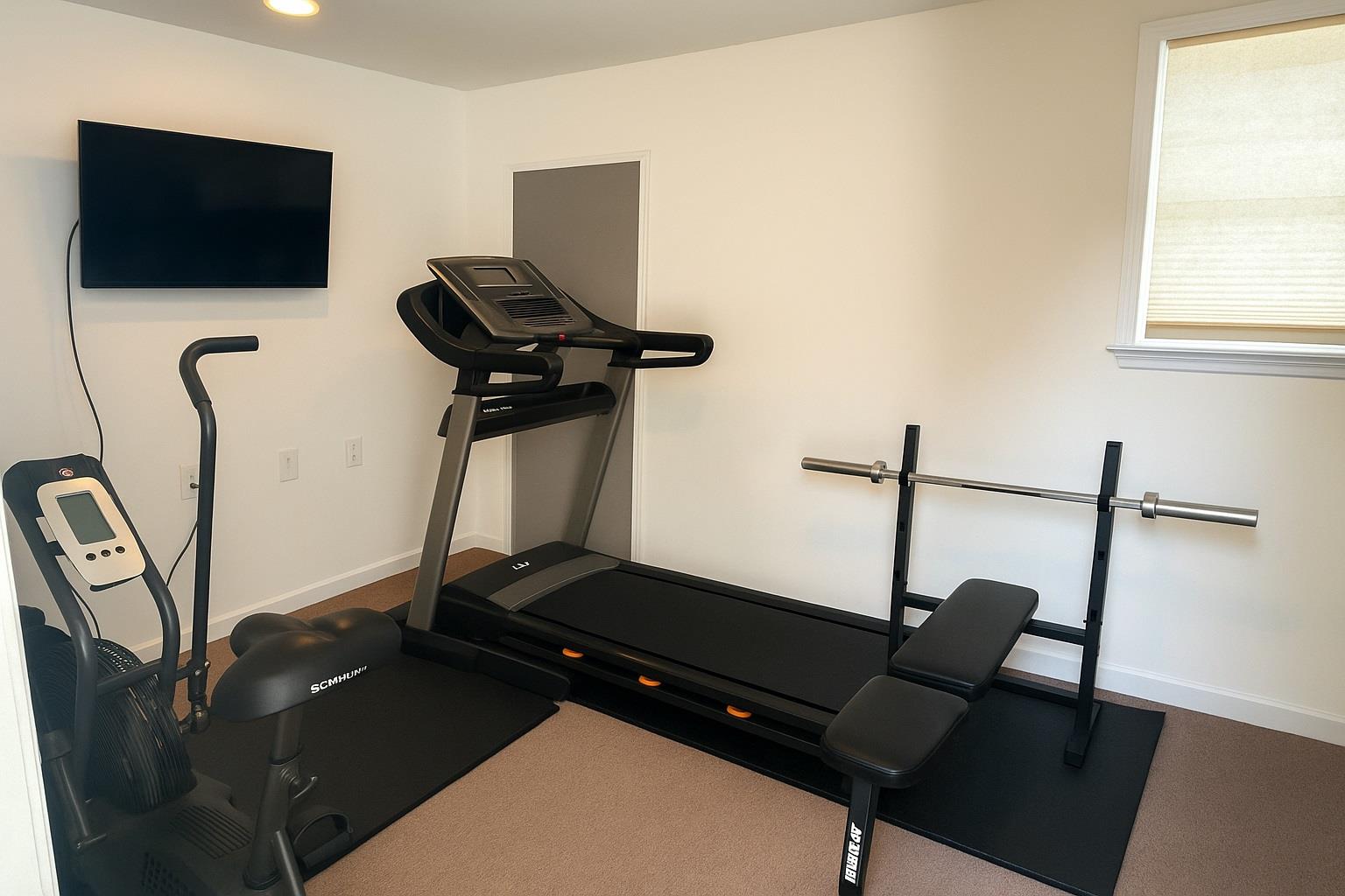 77 Hampton Place, Freeport, NY 11520