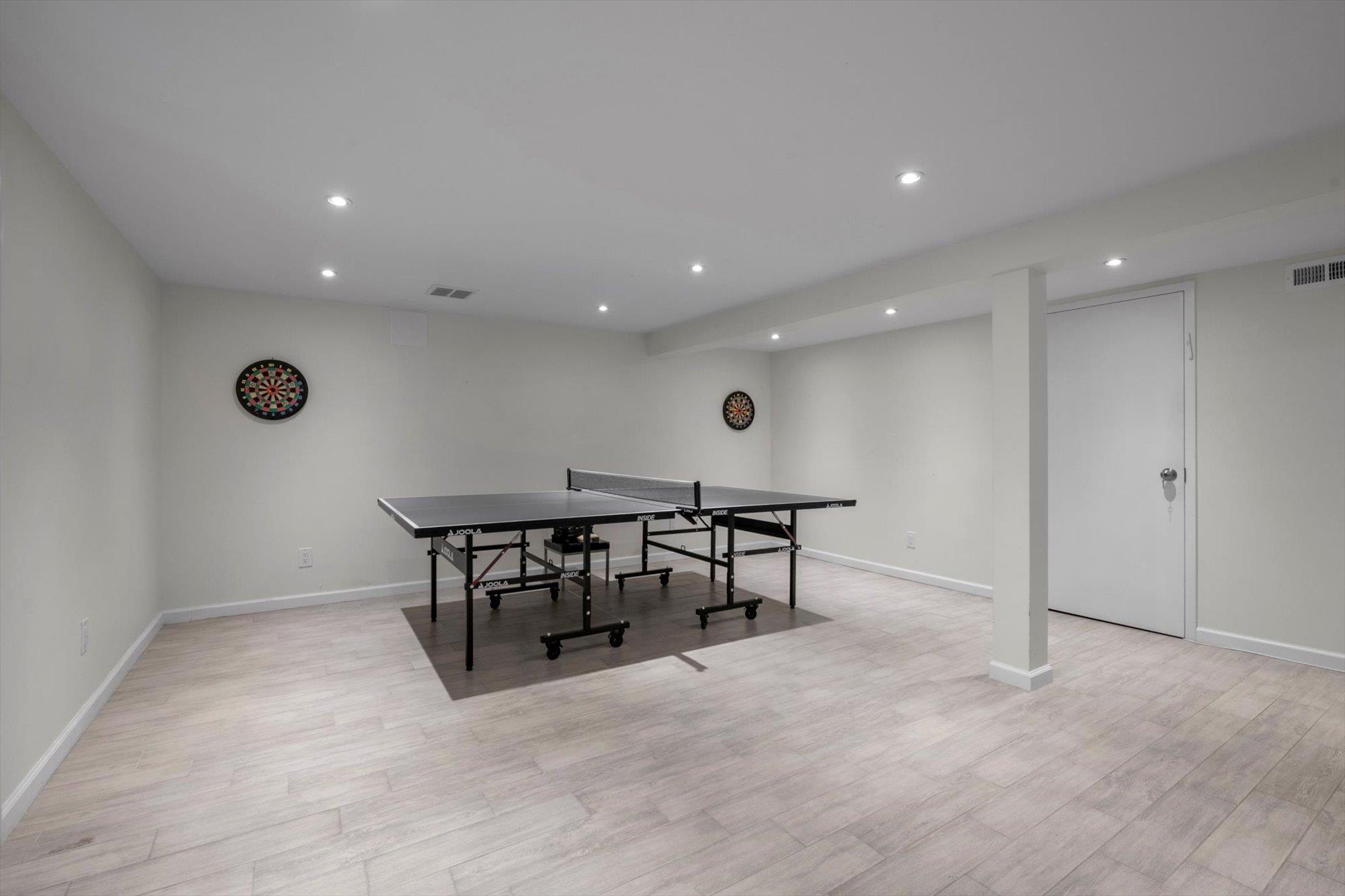 94 Fairview Avenue, Great Neck, NY 11023