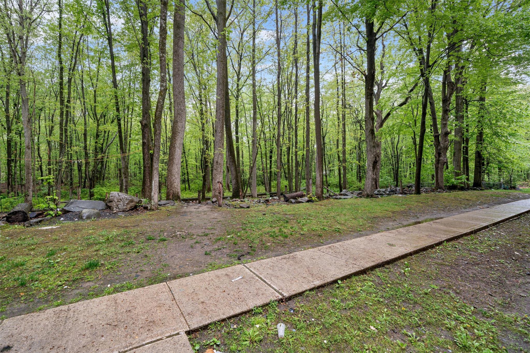 16 Prag Boulevard # 201, Monroe, NY 10950