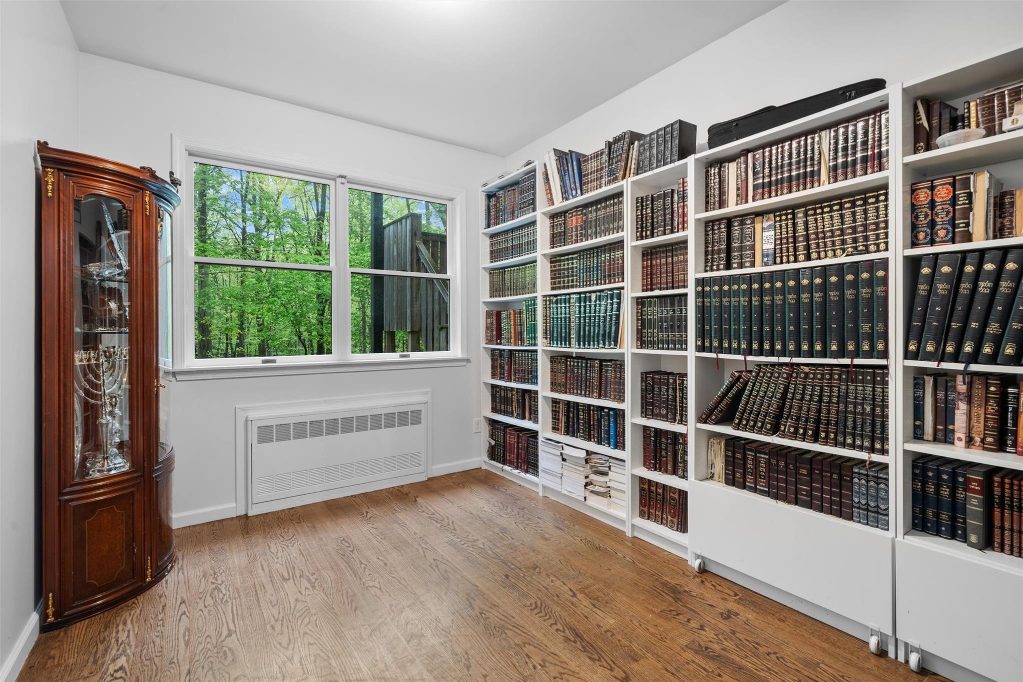 16 Prag Boulevard # 201, Monroe, NY 10950