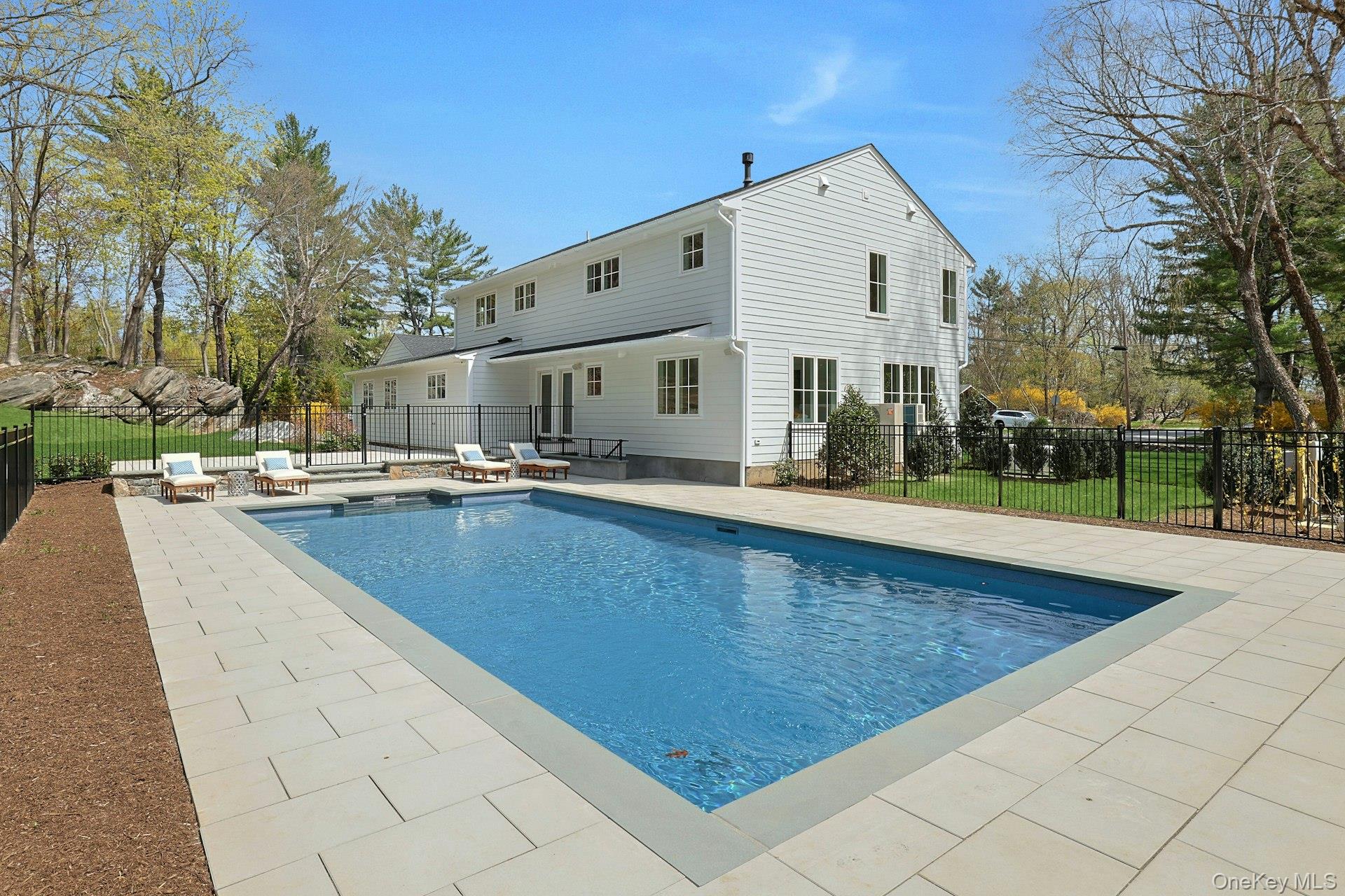 1 Devoe Road, Armonk, NY 10504