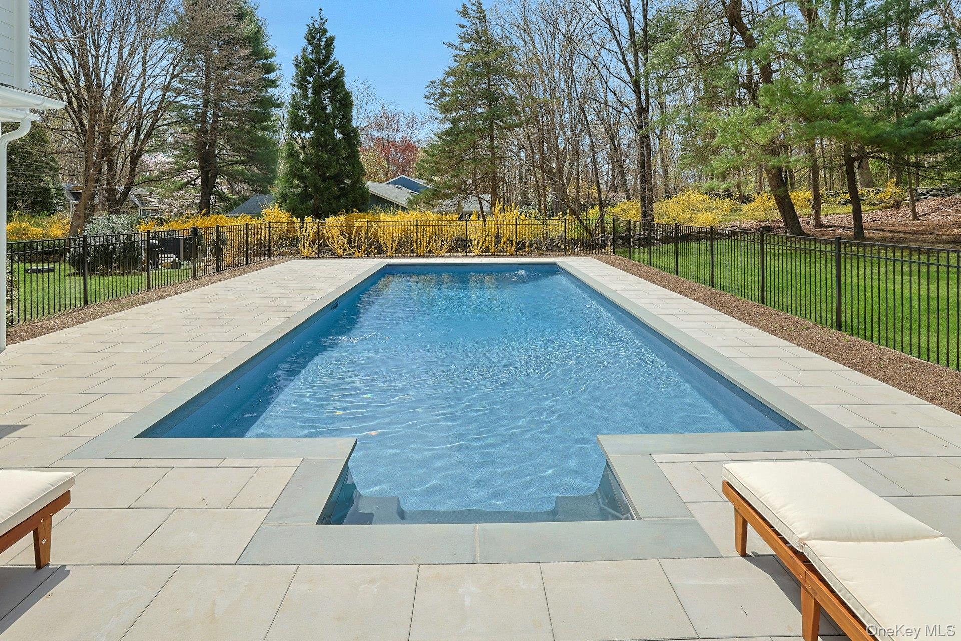 1 Devoe Road, Armonk, NY 10504