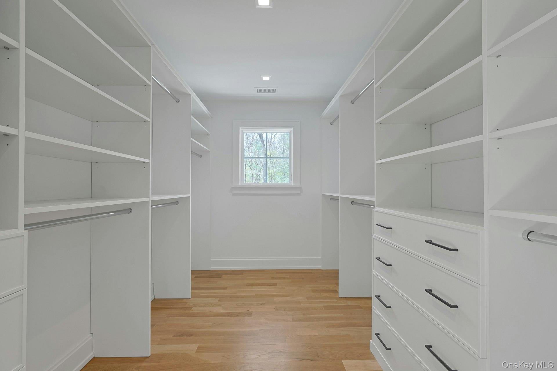 1 Devoe Road, Armonk, NY 10504