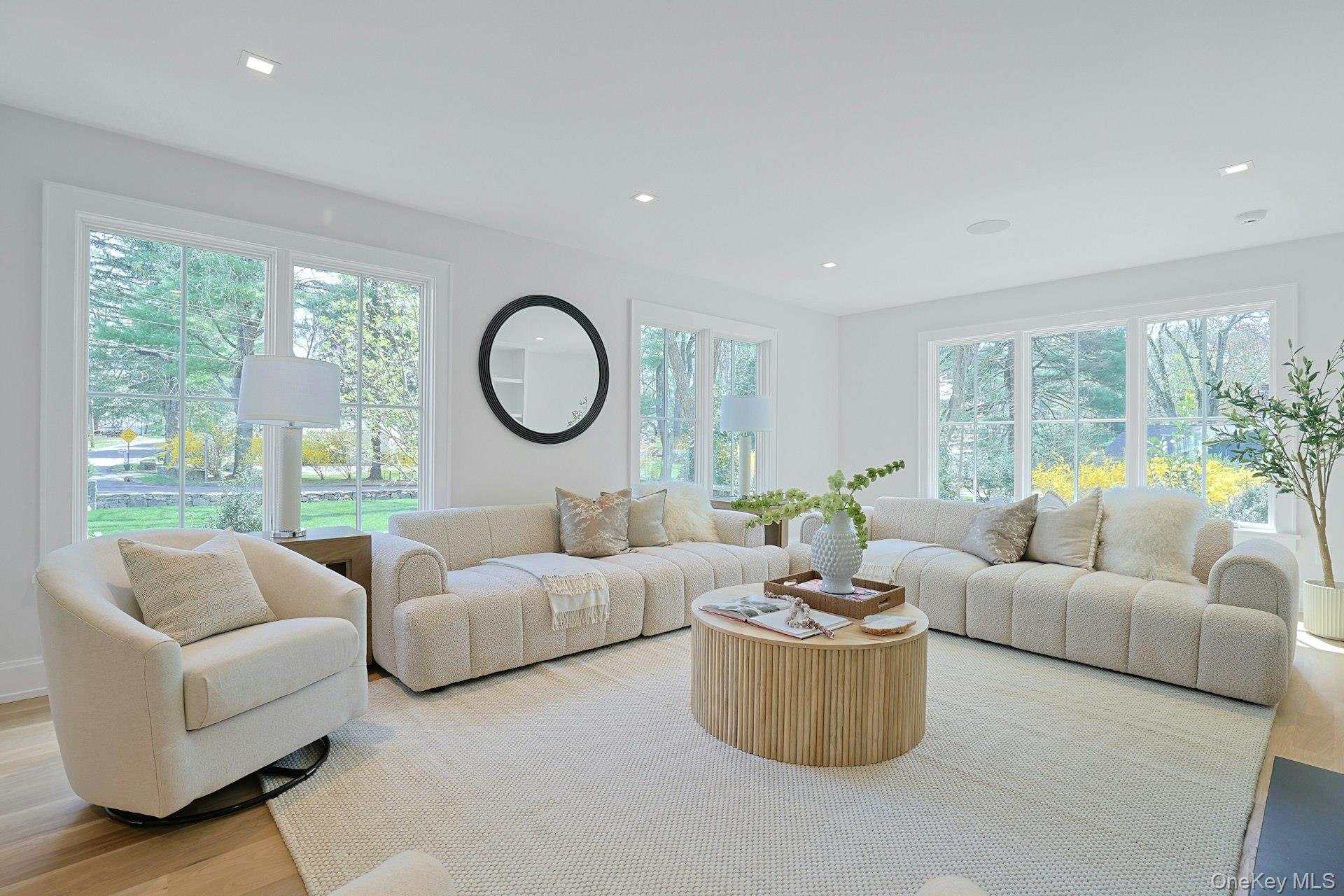 1 Devoe Road, Armonk, NY 10504