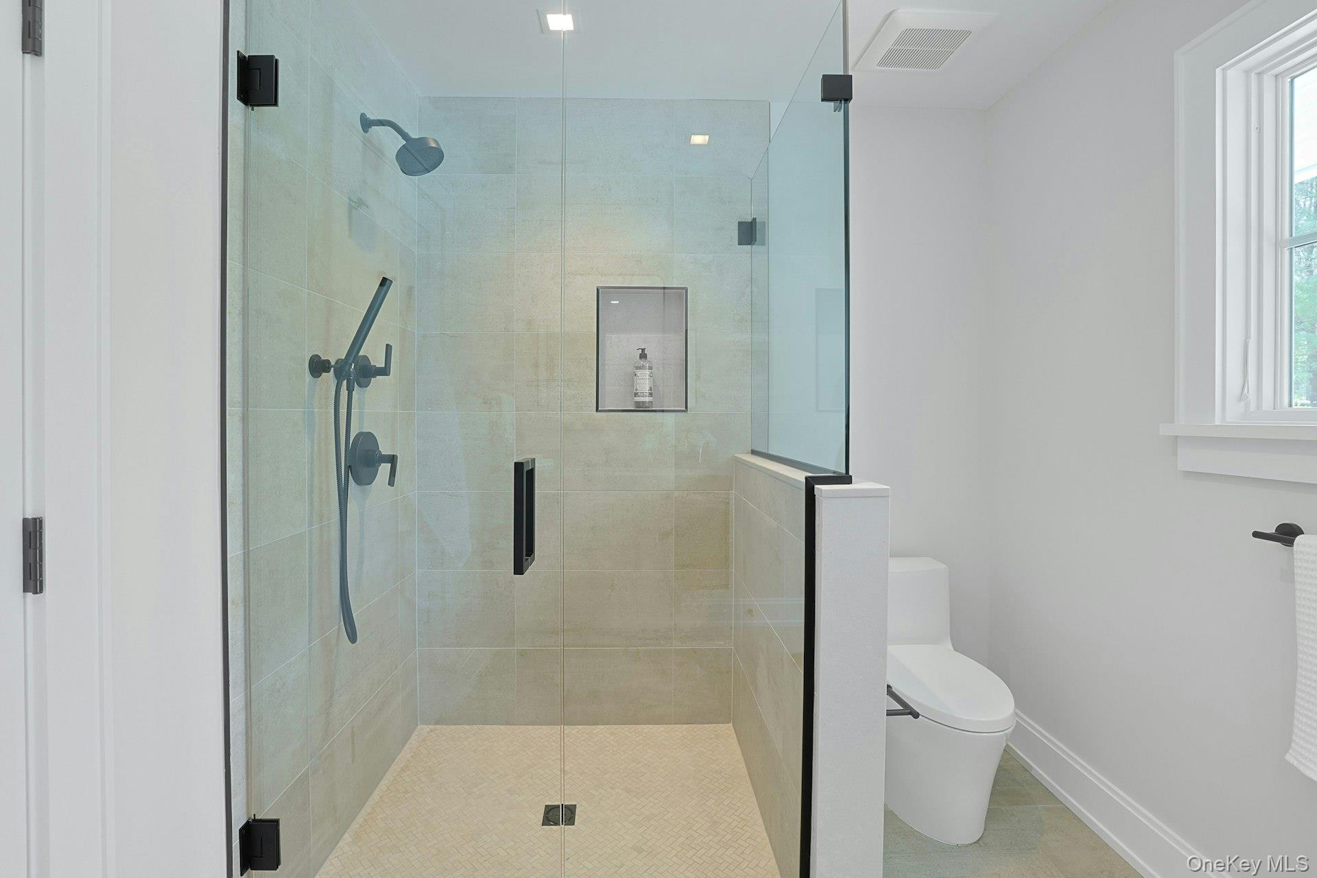 1 Devoe Road, Armonk, NY 10504