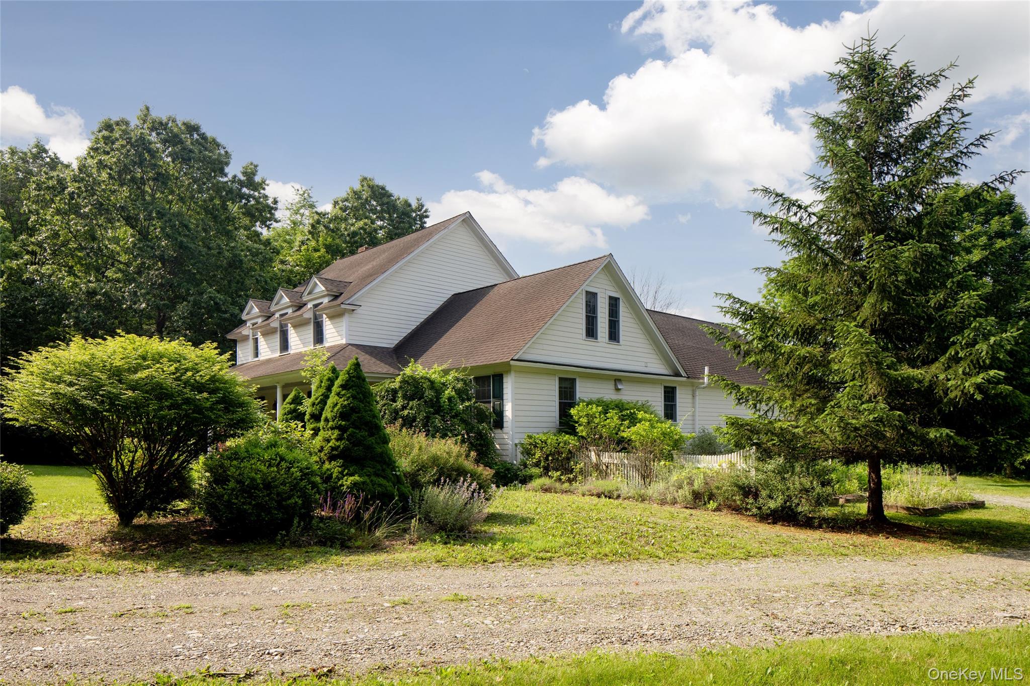 28 Oak Hill Road, Amenia, NY 12501