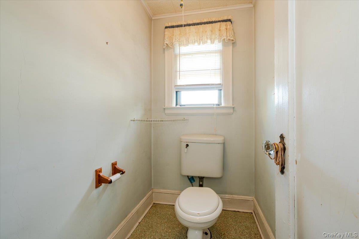 4627 Jayson Avenue, Great Neck, NY 11020