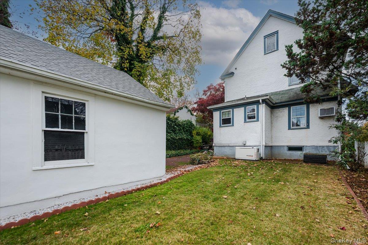 4627 Jayson Avenue, Great Neck, NY 11020