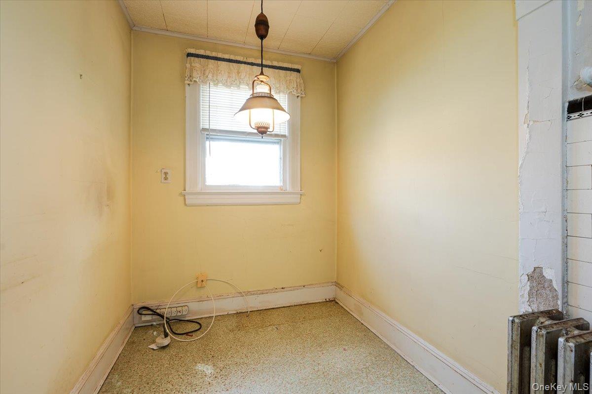 4627 Jayson Avenue, Great Neck, NY 11020