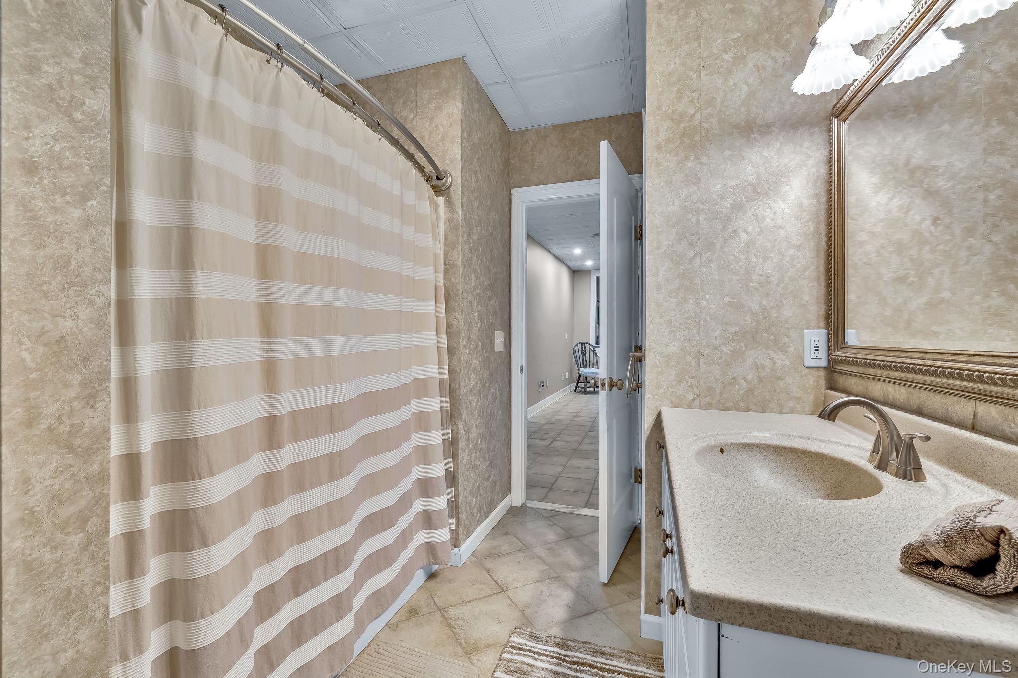 77 Campbell Road, Bloomingburg, NY 12721