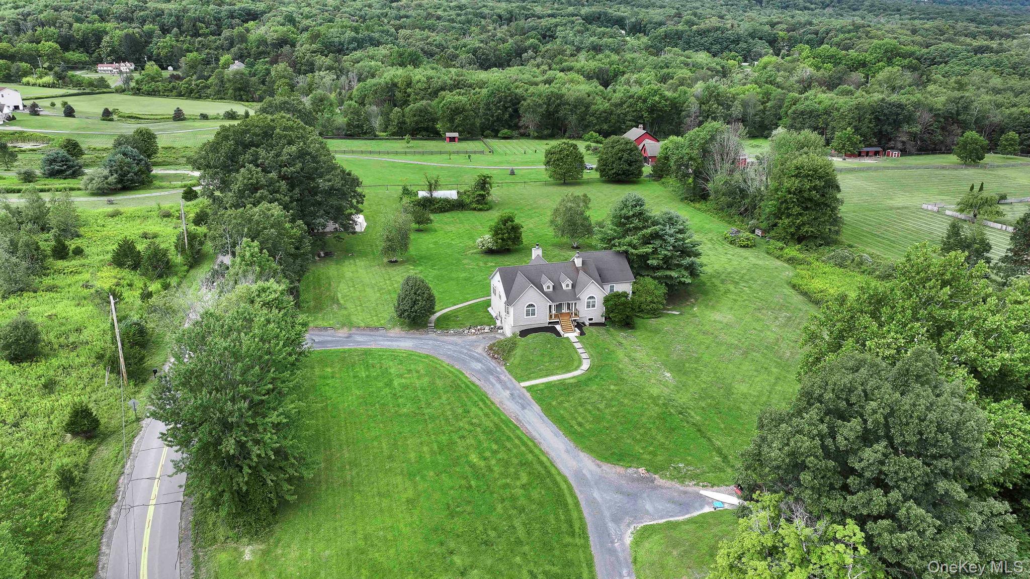 77 Campbell Road, Bloomingburg, NY 12721