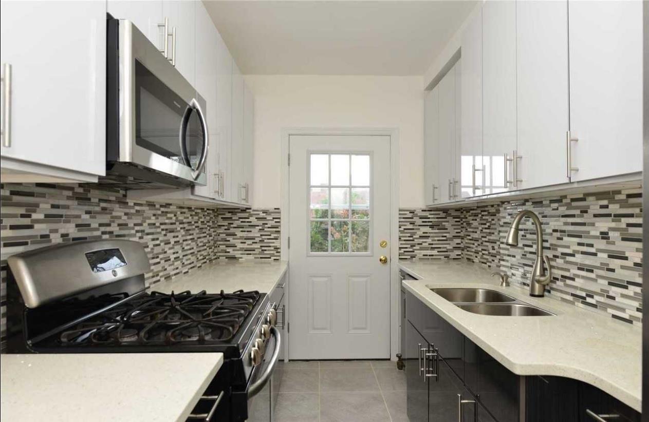 80-01 249th Street, Bellerose, NY 11426