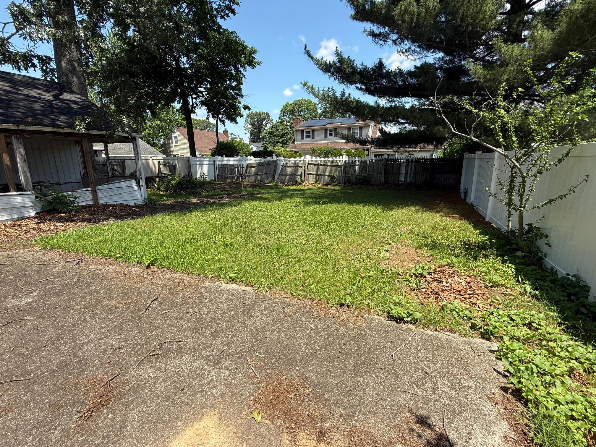 450 Rhodes Lane, West Hempstead, NY 11552