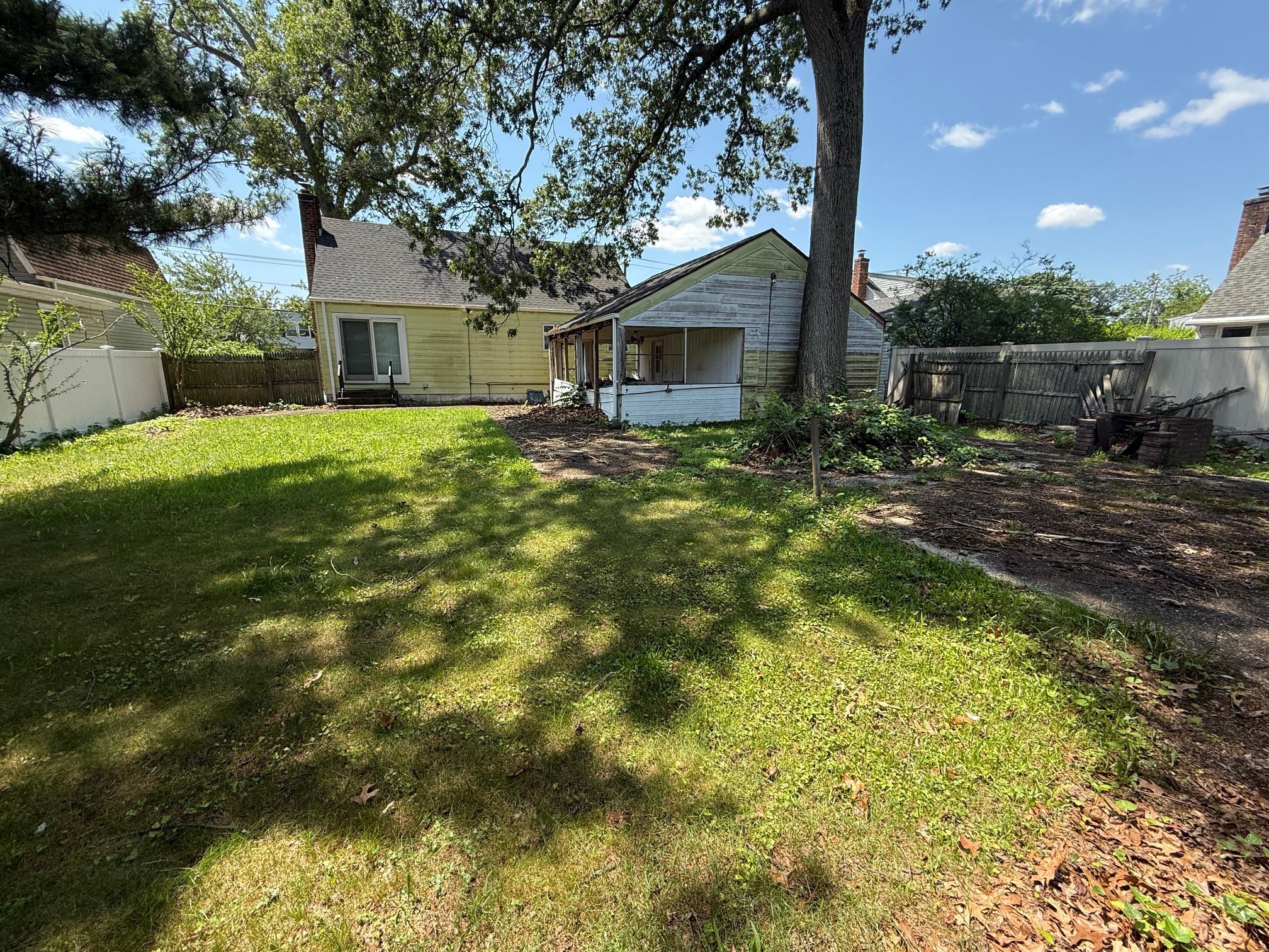 450 Rhodes Lane, West Hempstead, NY 11552