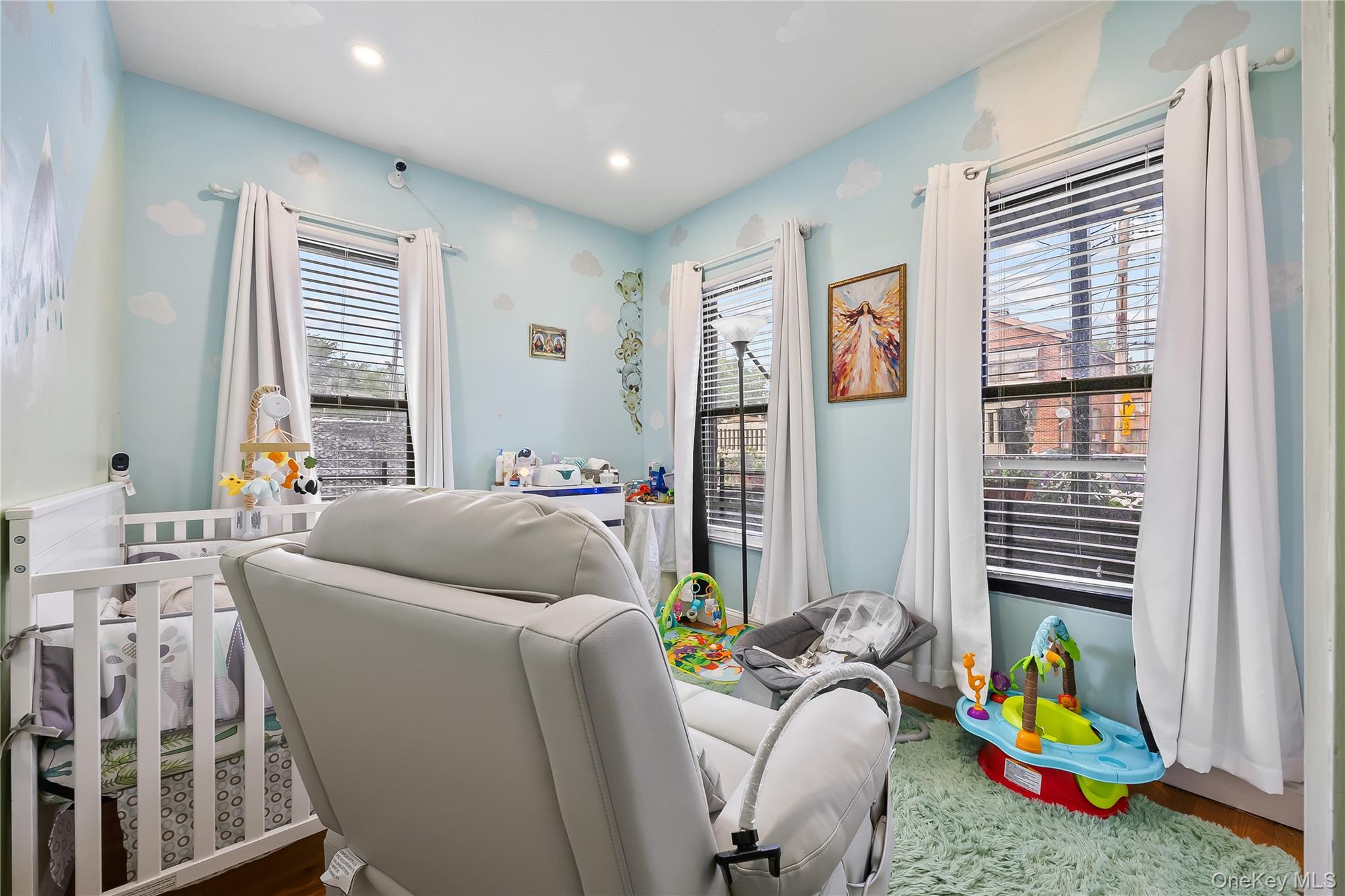 2211 De Reimer Avenue, Bronx, NY 10475