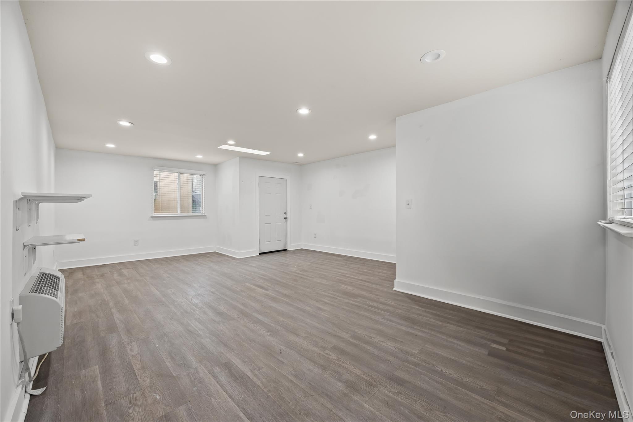 2211 De Reimer Avenue, Bronx, NY 10475