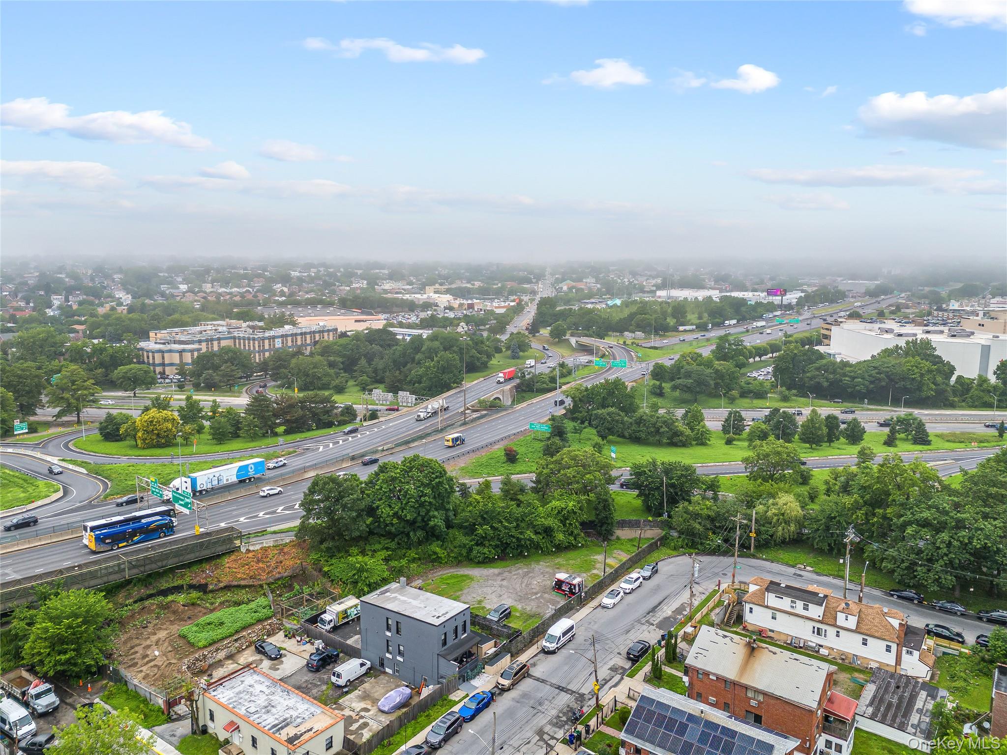 2211 De Reimer Avenue, Bronx, NY 10475