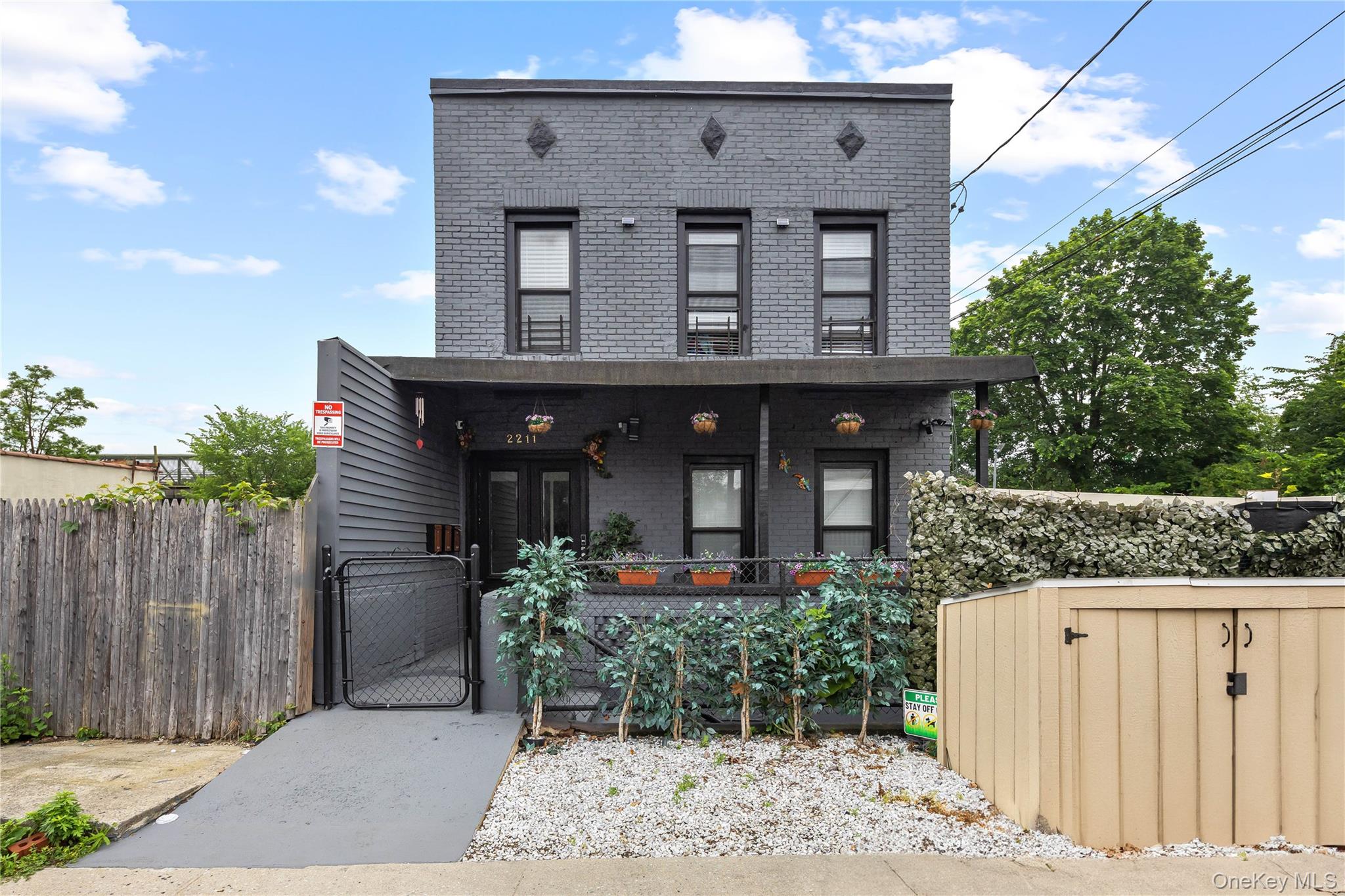 2211 De Reimer Avenue, Bronx, NY 10475