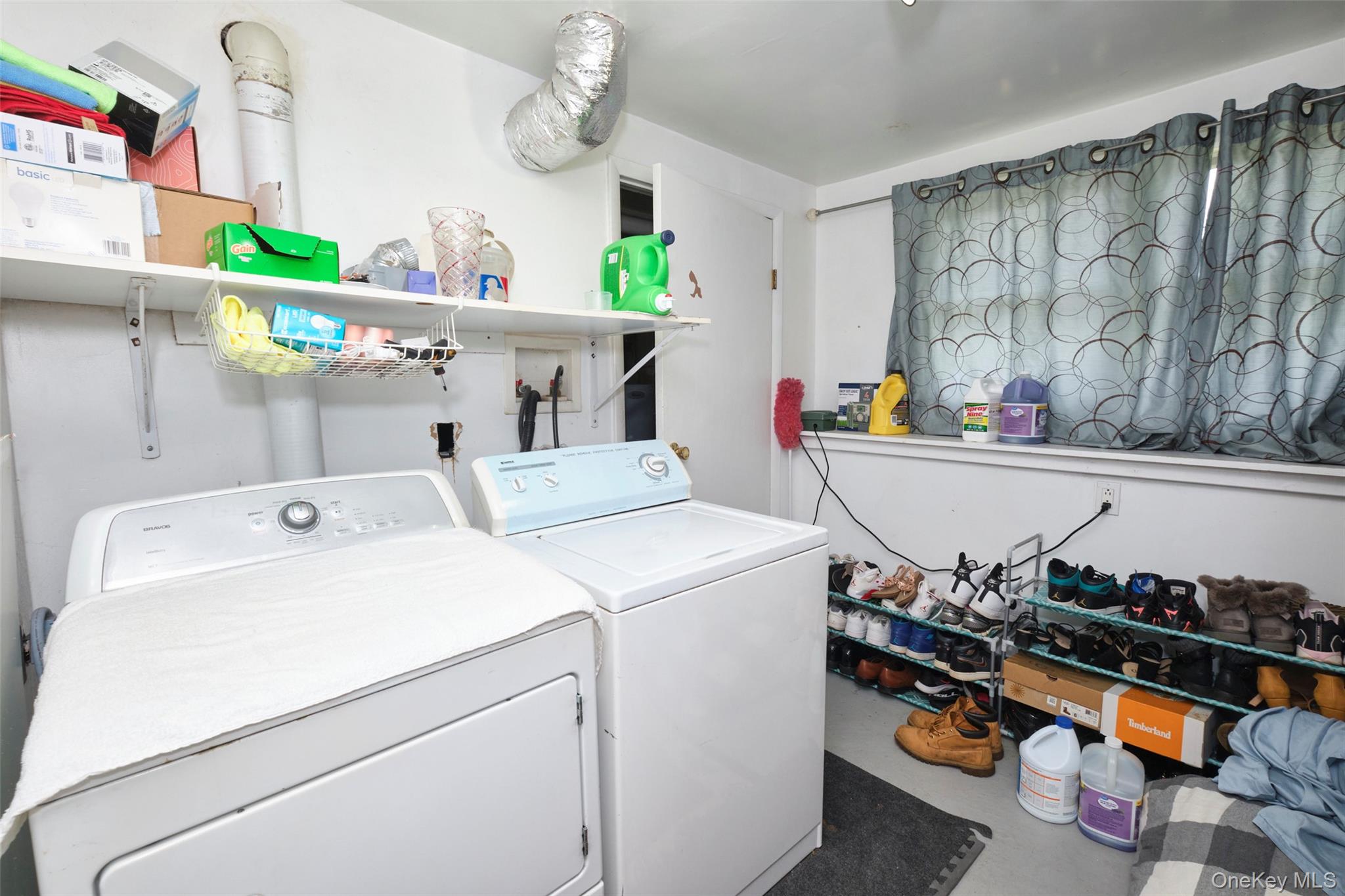 349 Randall Road, Ridge, NY 11961