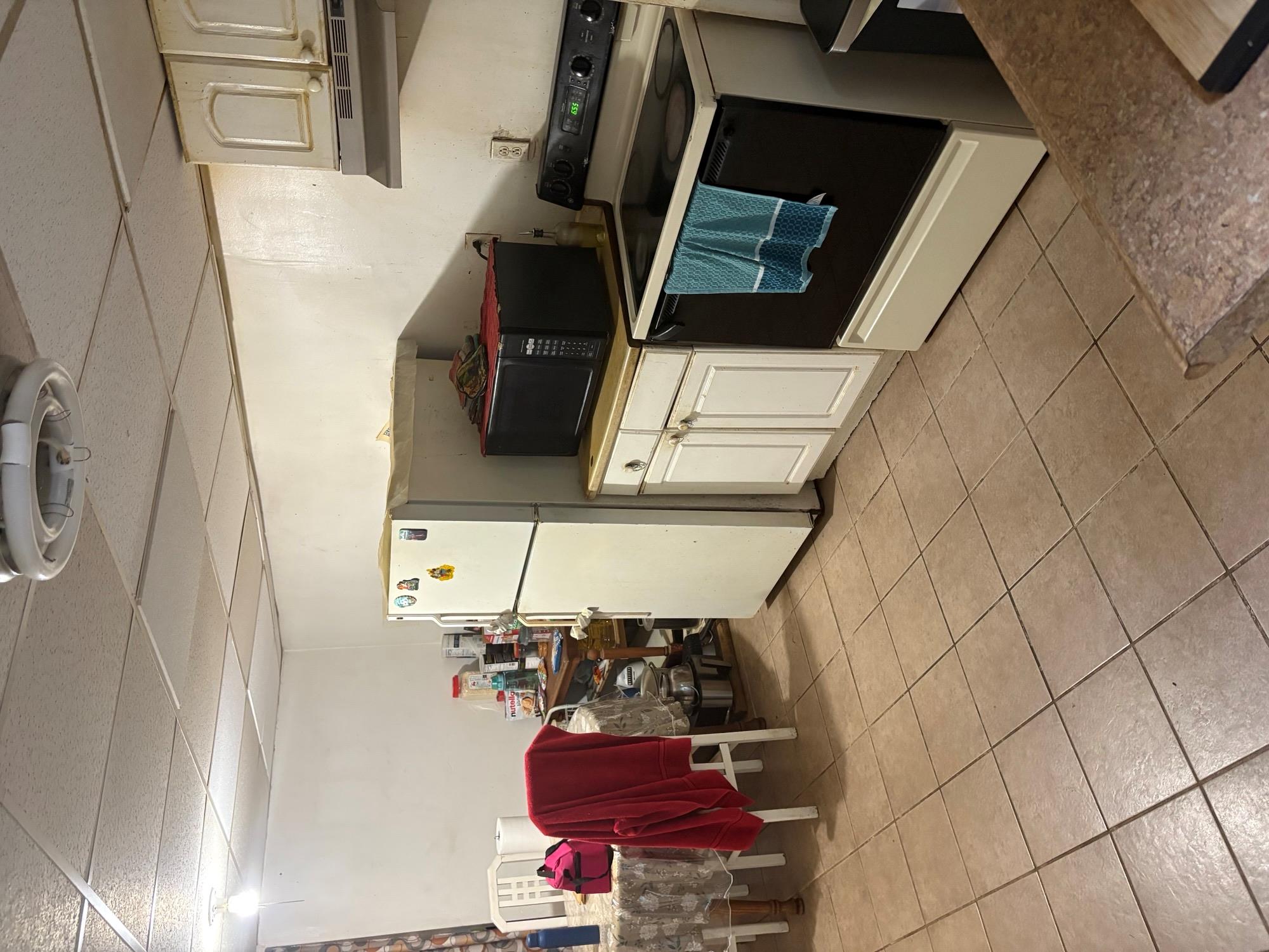 40 Samuel Street, Ronkonkoma, NY 11779