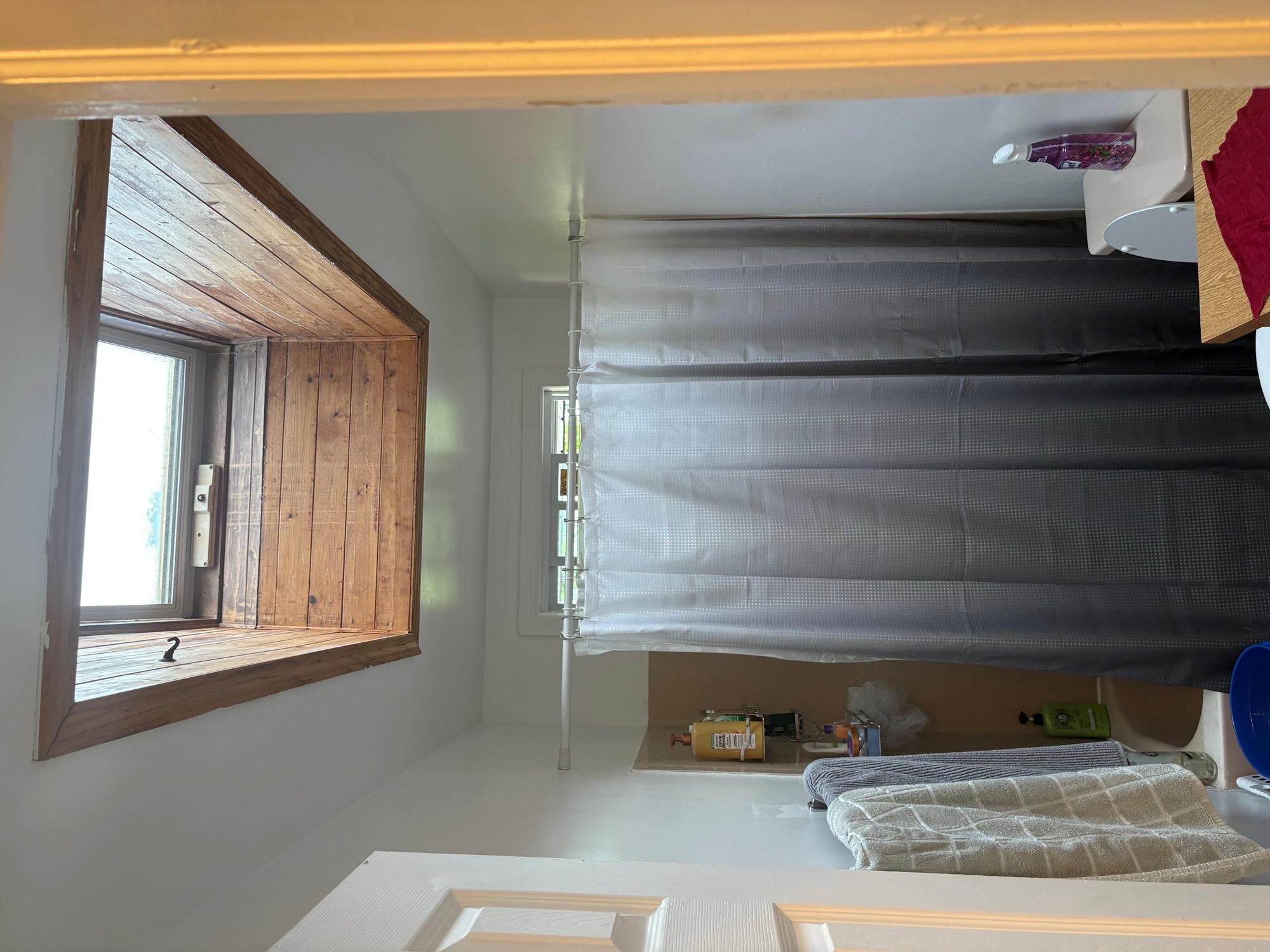 40 Samuel Street, Ronkonkoma, NY 11779