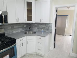 2718 Holland Avenue, Bronx, NY 10467