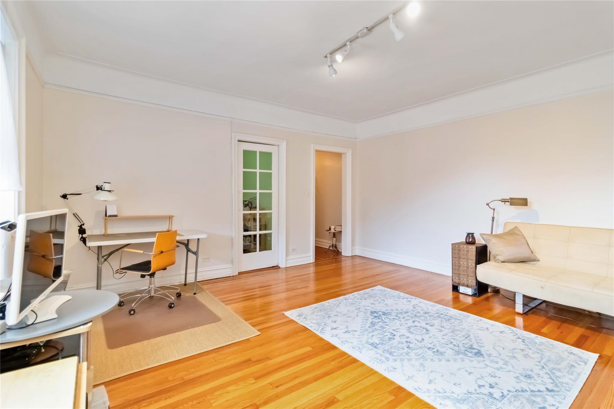 83-10 35th Avenue # 5B, Jackson Heights, NY 11372