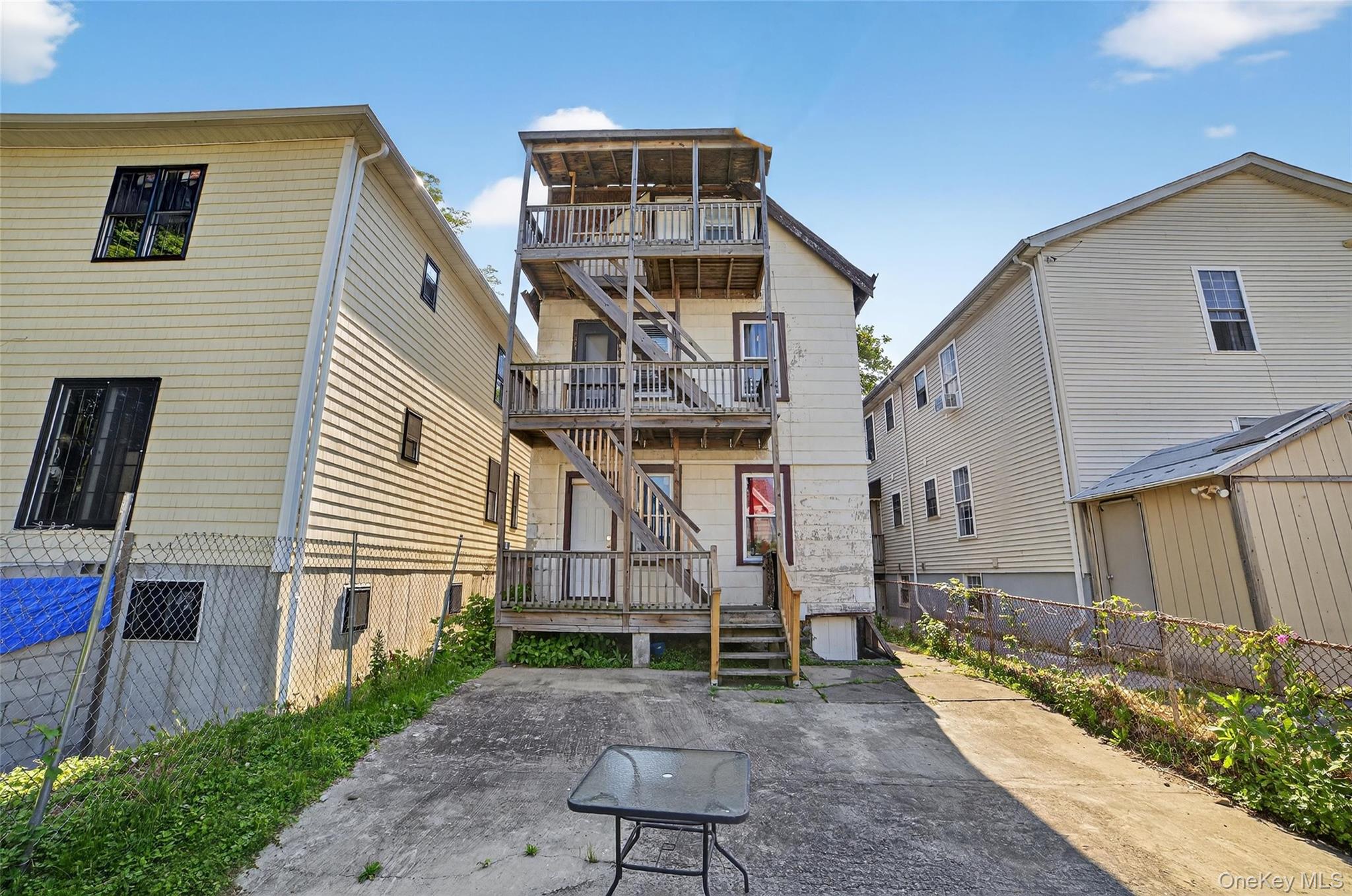 439 S 7th Avenue, Mount Vernon, NY 10550