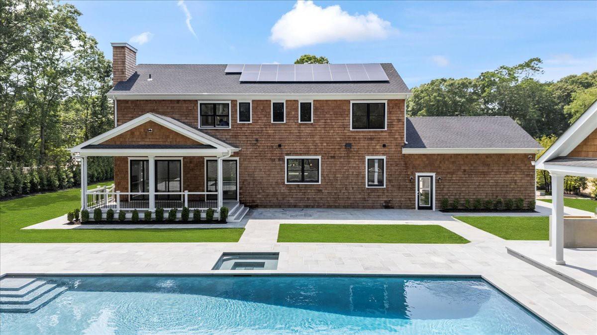 128 Sandy Hollow Road, Southampton, NY 11968