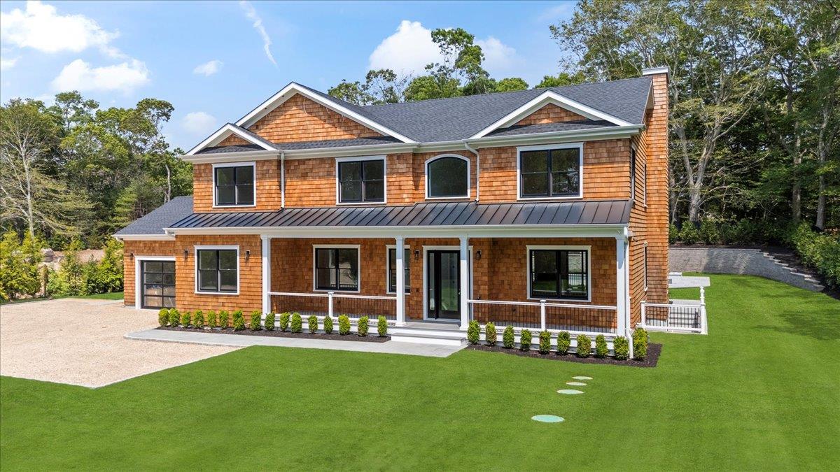 128 Sandy Hollow Road, Southampton, NY 11968