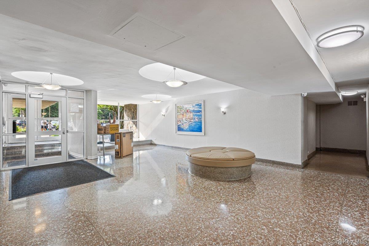 18-55 Corporal Kennedy St # 6H, Bayside, NY 11360