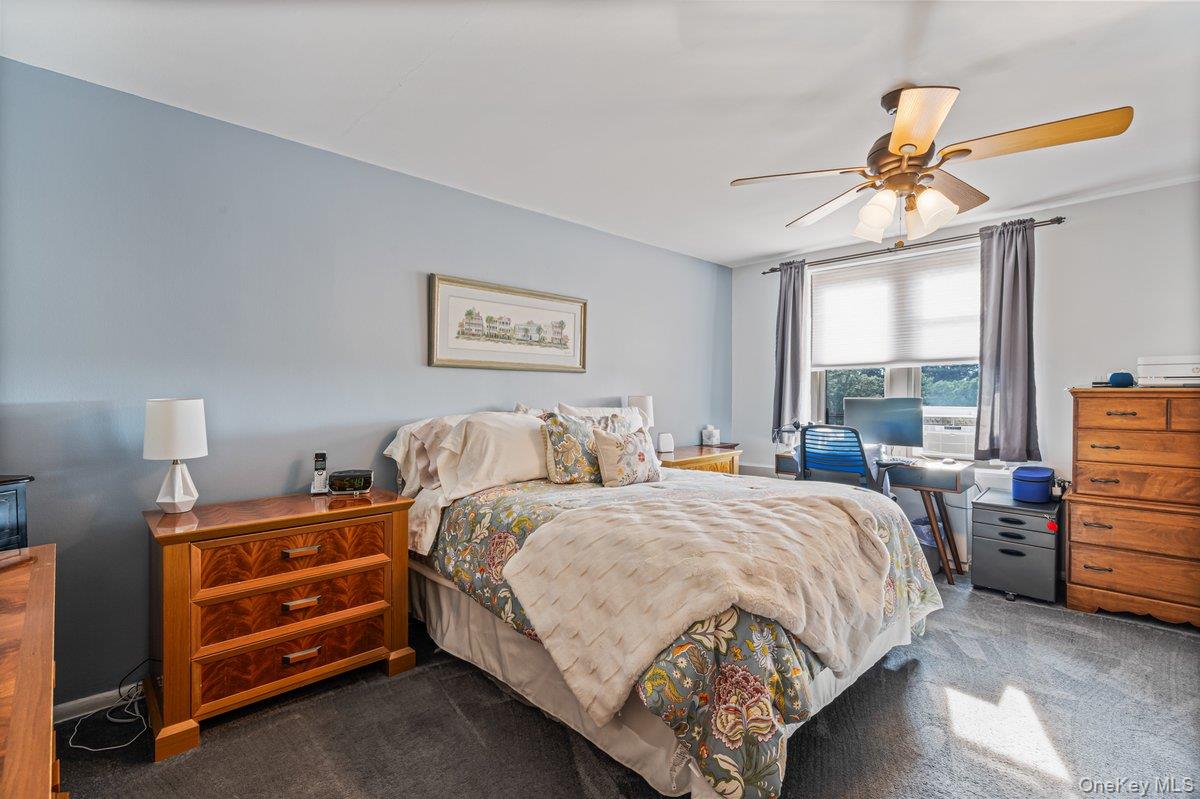 18-55 Corporal Kennedy St # 6H, Bayside, NY 11360