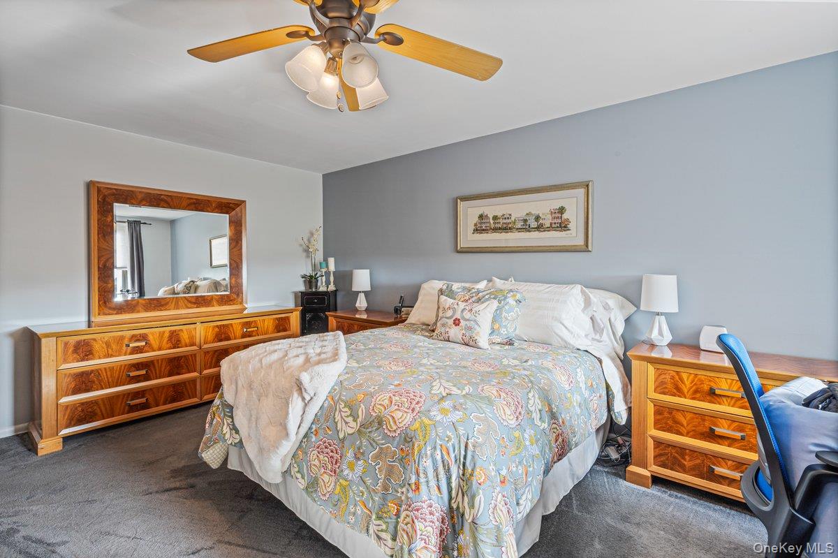 18-55 Corporal Kennedy St # 6H, Bayside, NY 11360