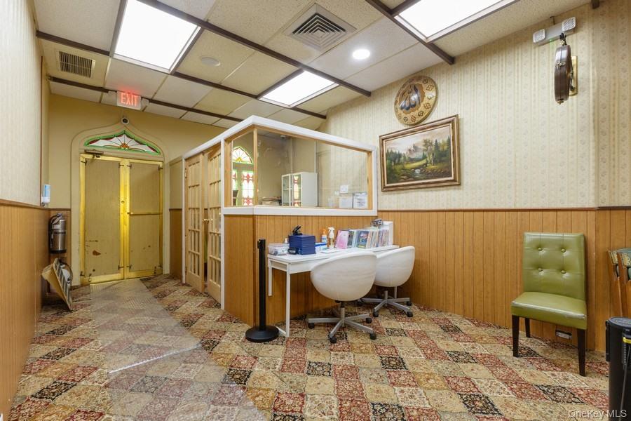 5836 Catalpa Avenue, Ridgewood, NY 11385