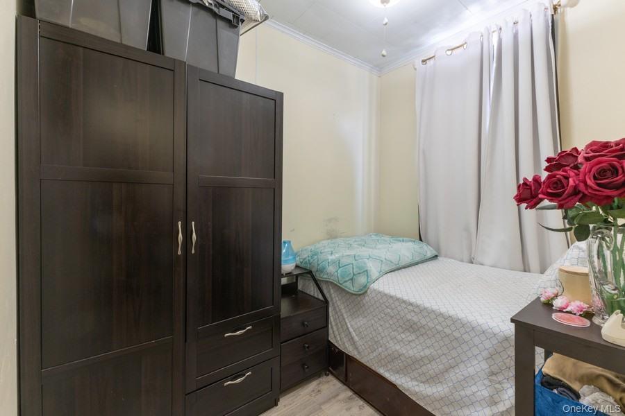 5836 Catalpa Avenue, Ridgewood, NY 11385