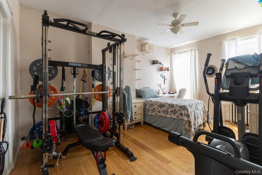 5836 Catalpa Avenue, Ridgewood, NY 11385