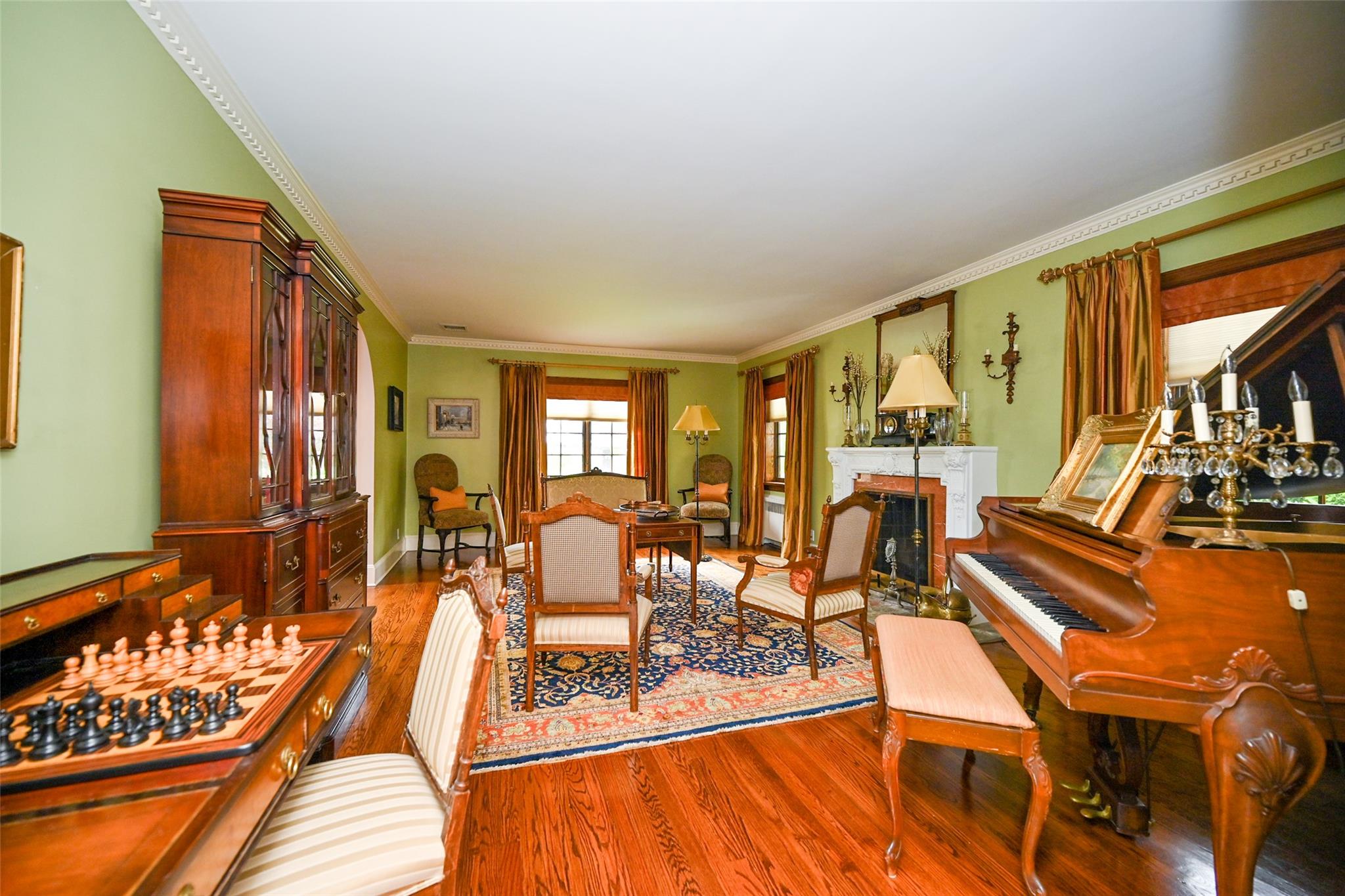 80-67 222 Street, Hollis Hills, NY 11427