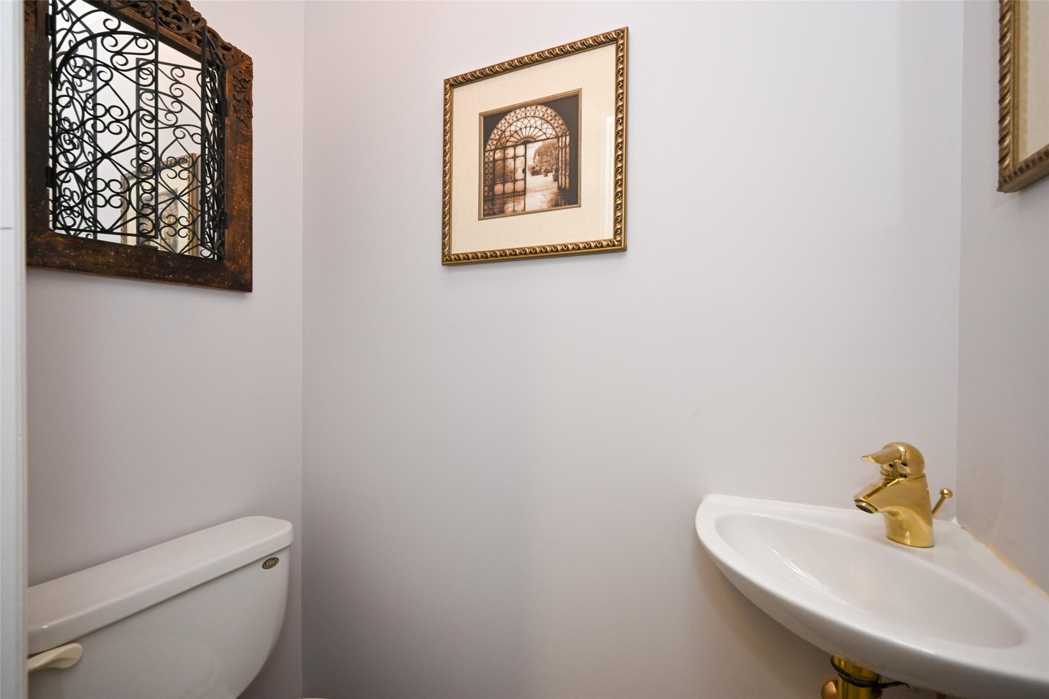 80-67 222 Street, Hollis Hills, NY 11427