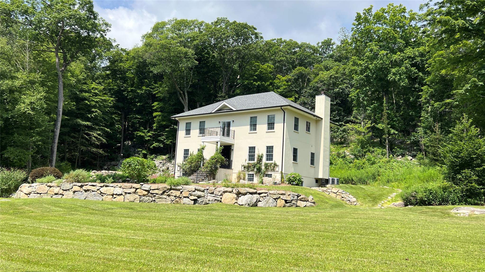 33 Victoria Drive, Cold Spring, NY 10516