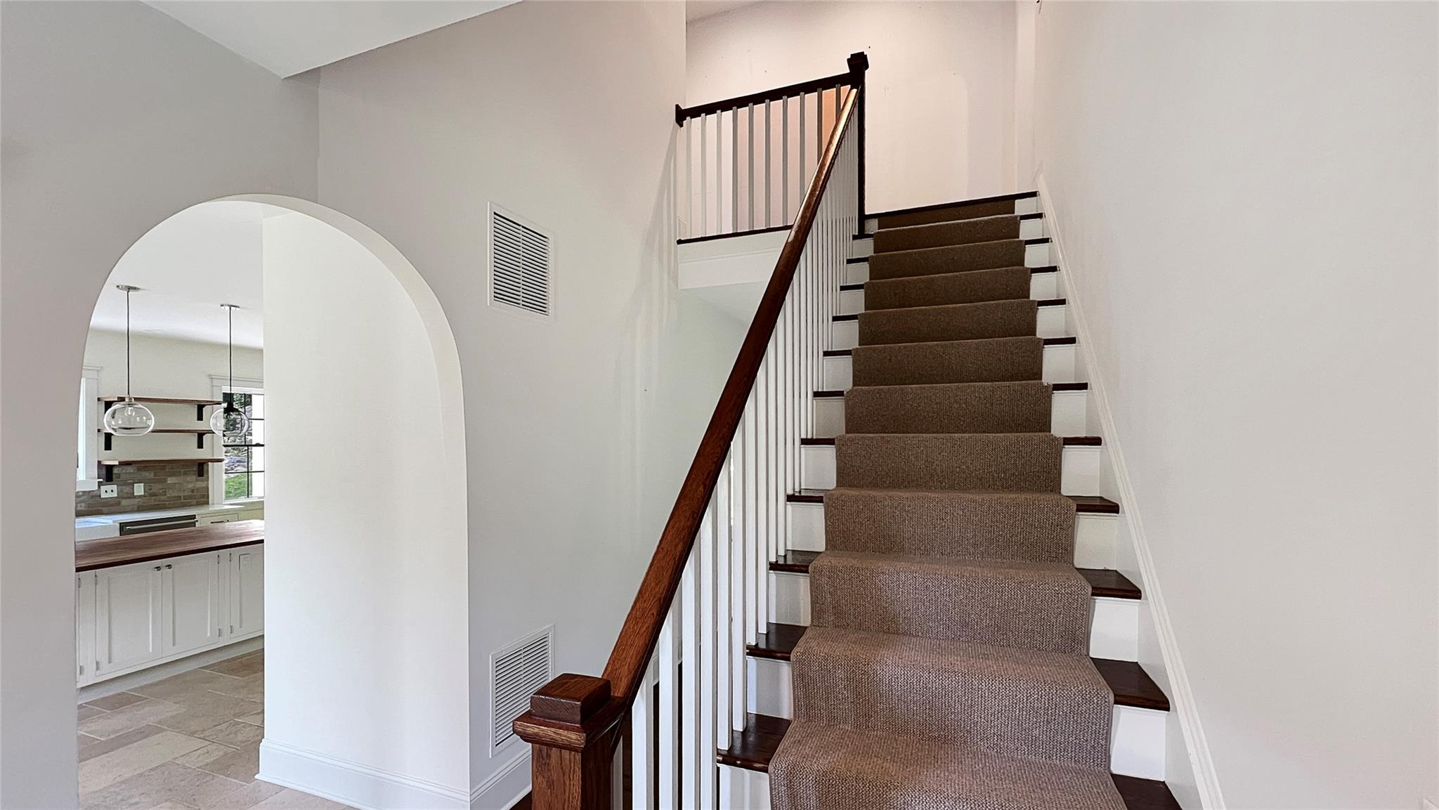 33 Victoria Drive, Cold Spring, NY 10516