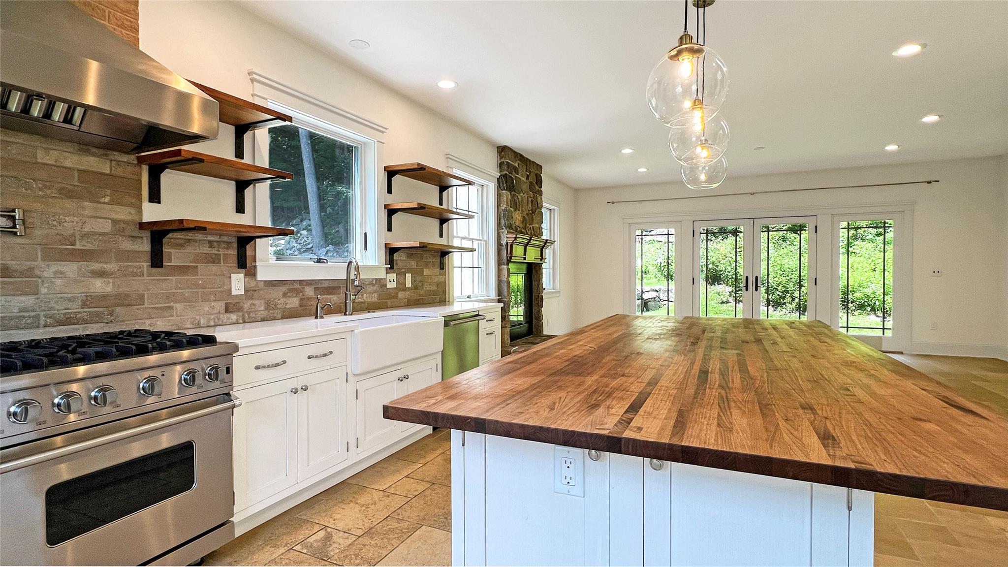 33 Victoria Drive, Cold Spring, NY 10516